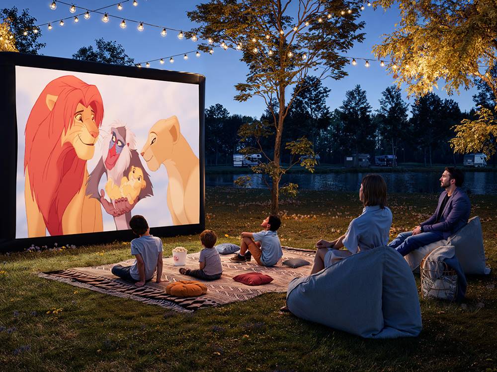 Outdoor movies