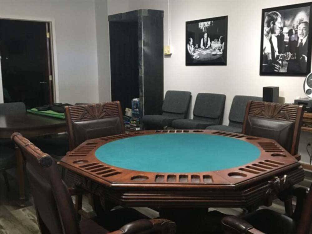 Poker table in lounge room at DE ANZA RV RESORT