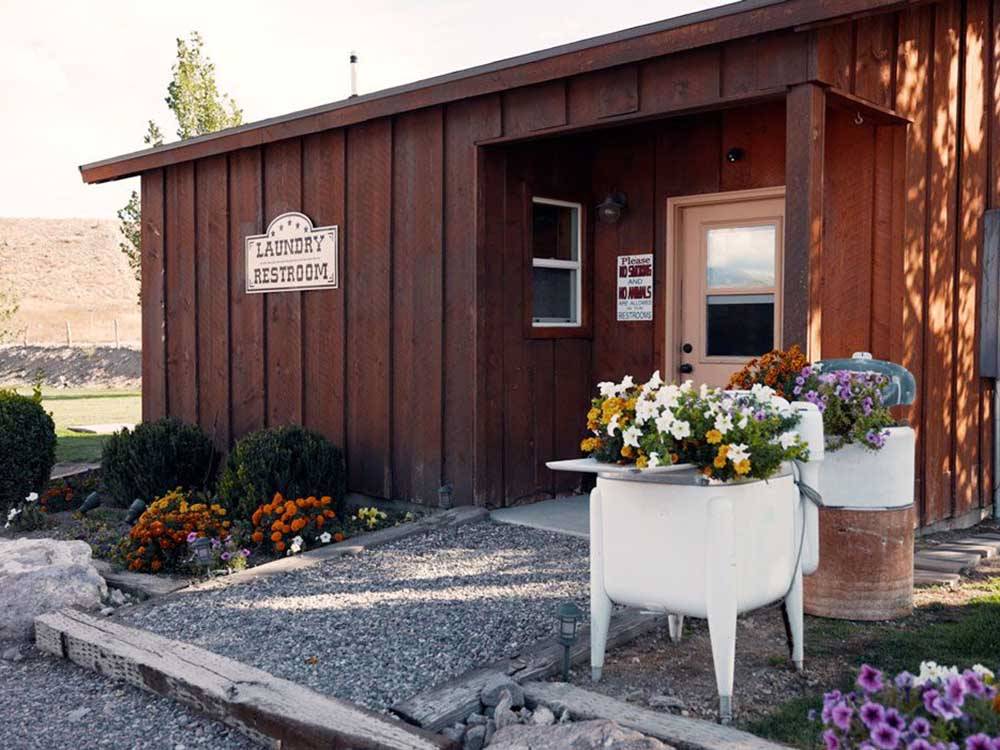 The laundry and restroom building at SOUTH FORTY RV PARK