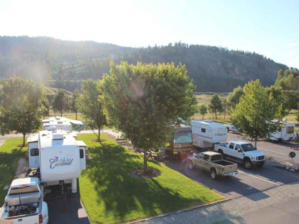 Paved road leading to office at Winchester RV Resort