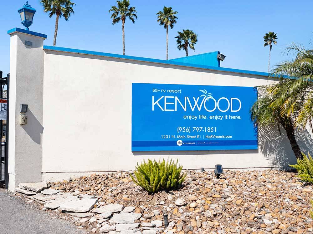 The large business sign outside the entrance at KENWOOD RV RESORT