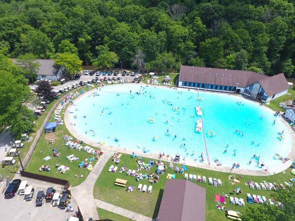 An aerial view of the swimming pool at MOUNTAIN PINES CAMPGROUND