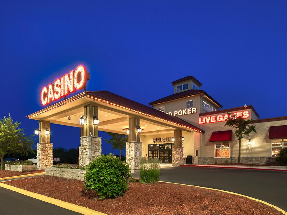 The entrance to the casino at night at LAKESIDE HOTEL-CASINO RV PARK