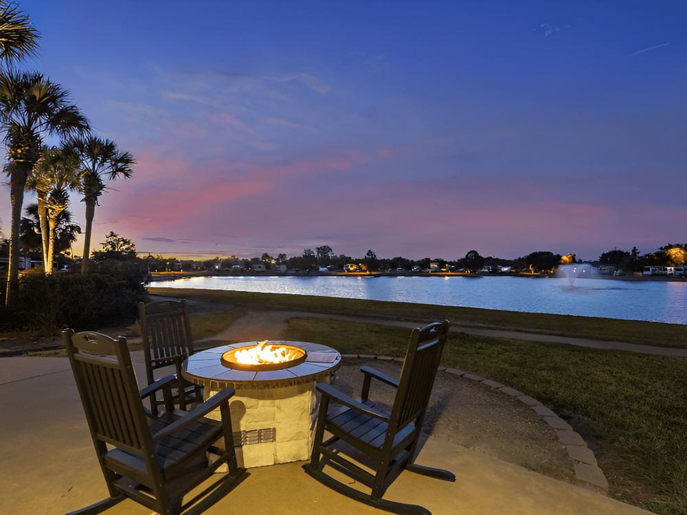 Seating around a firepit at Lakeview RV Resort