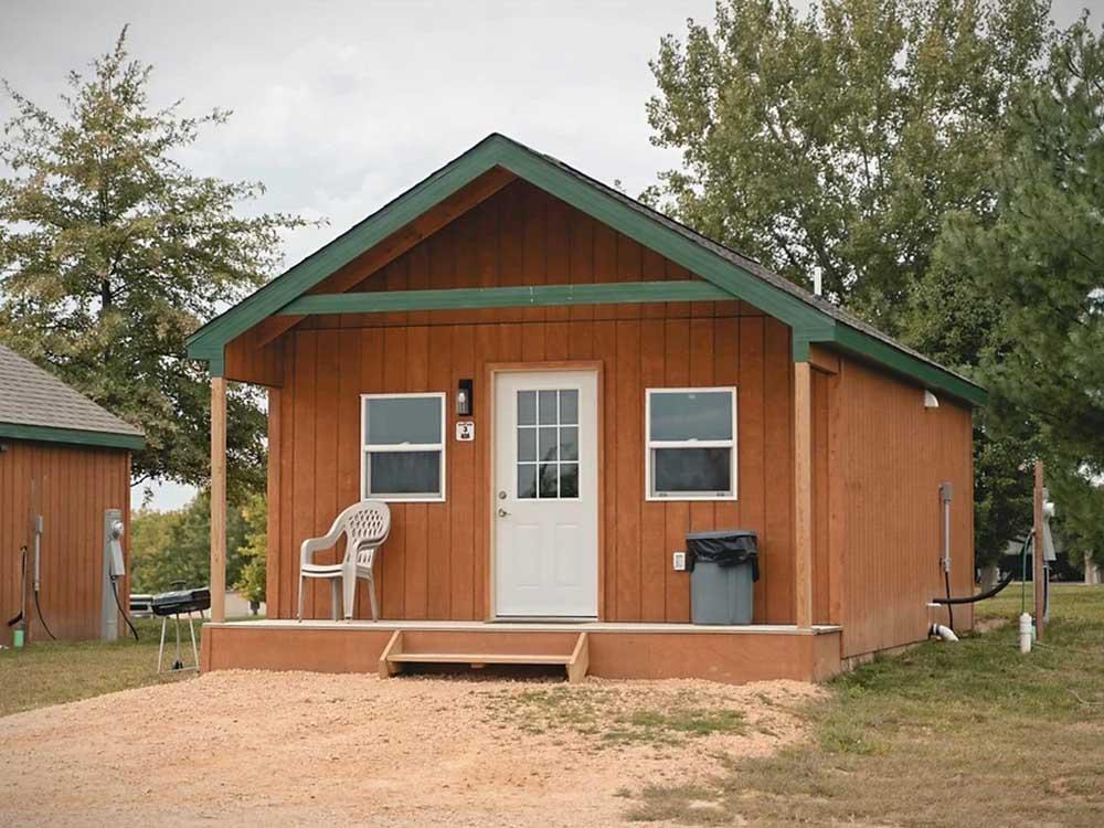 One of the cabin rentals at WHITETAIL BLUFF CAMP & RESORT