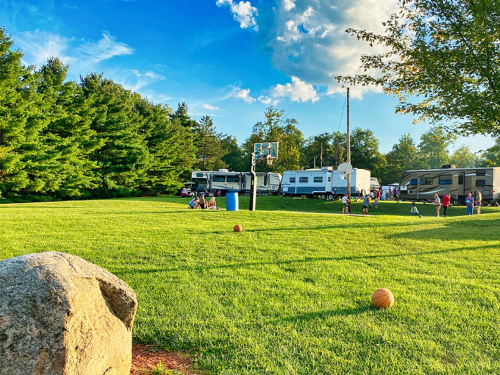 Children playing basket ball at Walnut Grove Campground