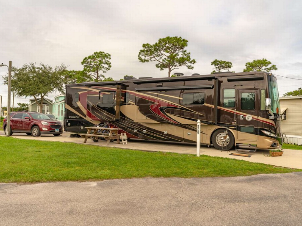 Big rig friendly Mill Creek Sun RV Communities