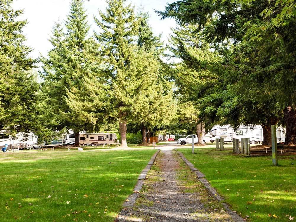 Trailers camping at THOUSAND TRAILS BIRCH BAY