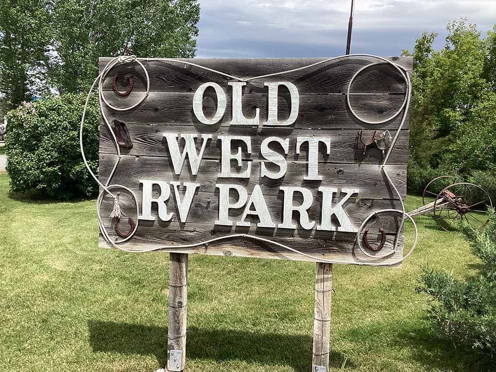The front entrance sign at OLD WEST RV PARK