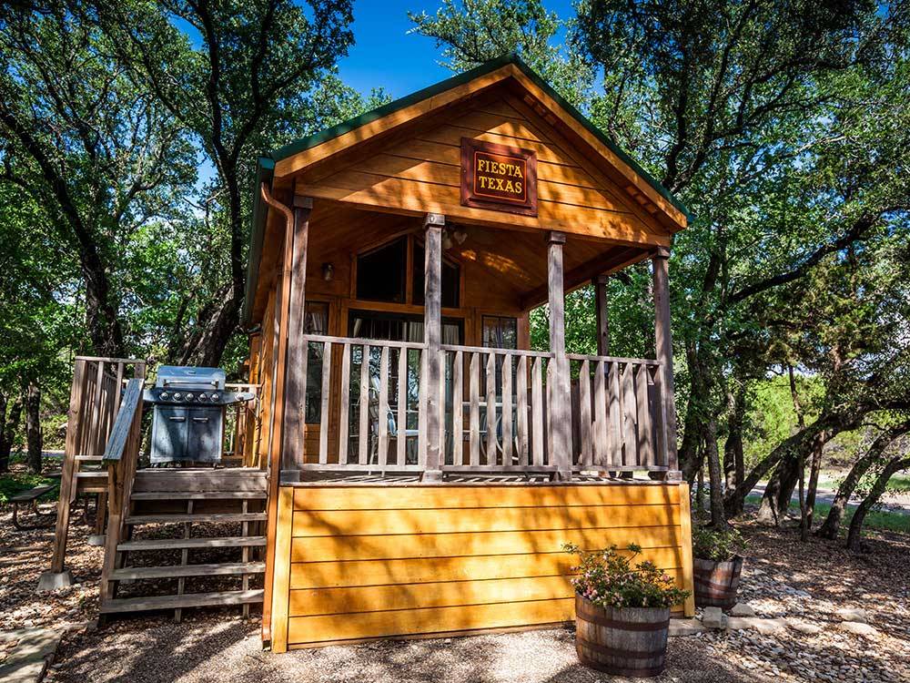 Cabin with deck at THOUSAND TRAILS LAKE WHITNEY