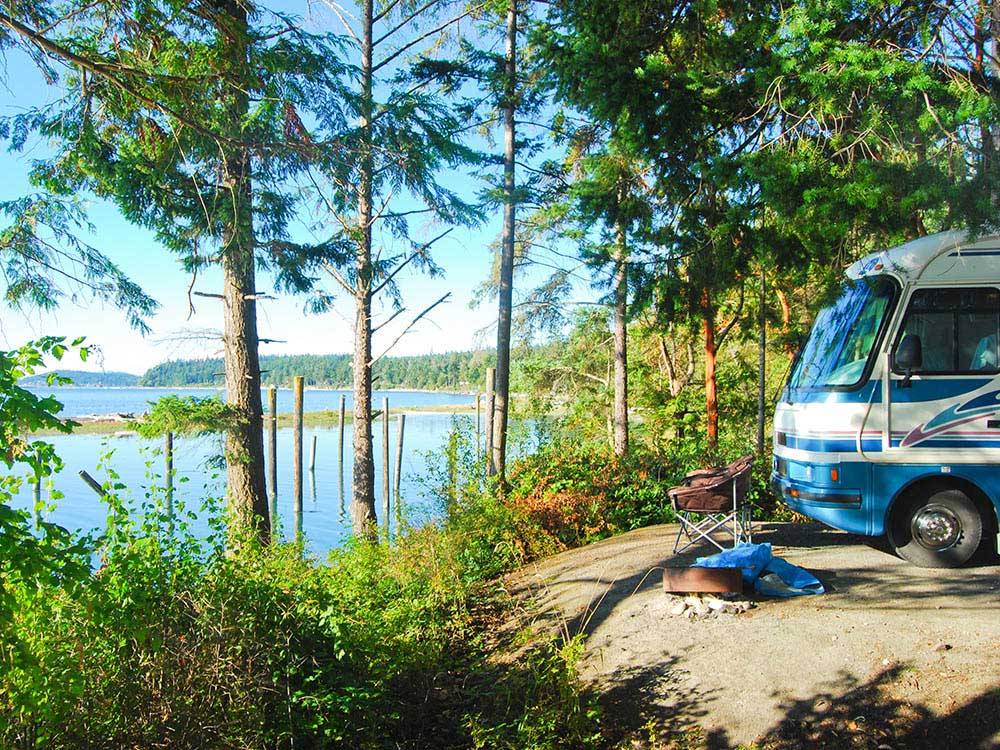 RV camping on the water at THOUSAND TRAILS LA CONNER