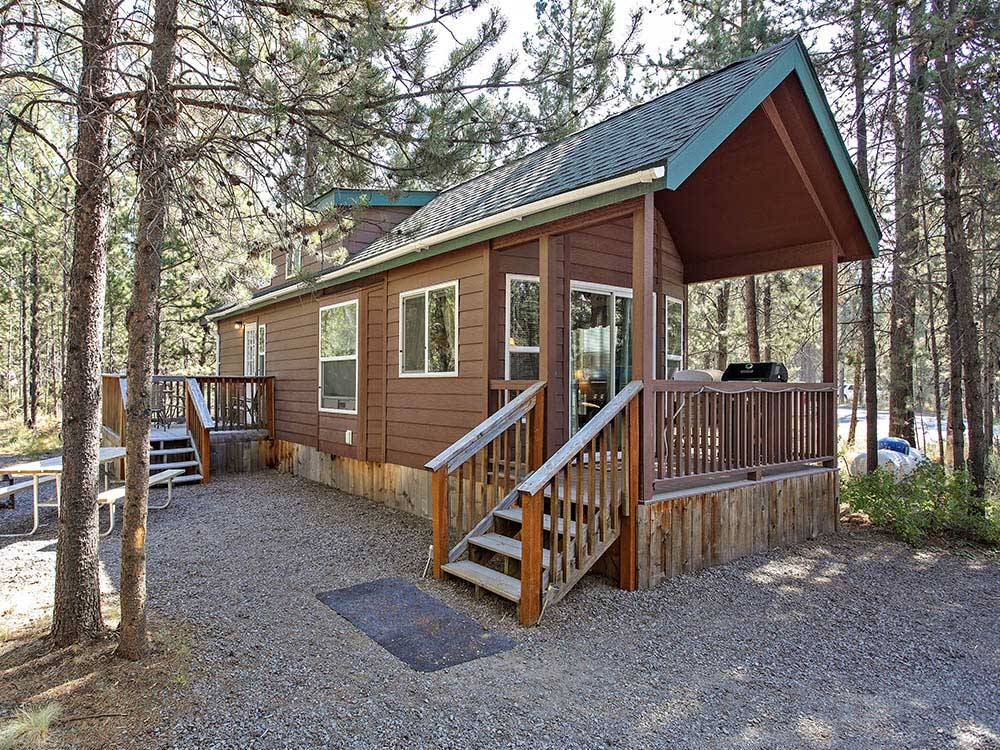 Cabin with deck at THOUSAND TRAILS BEND-SUNRIVER