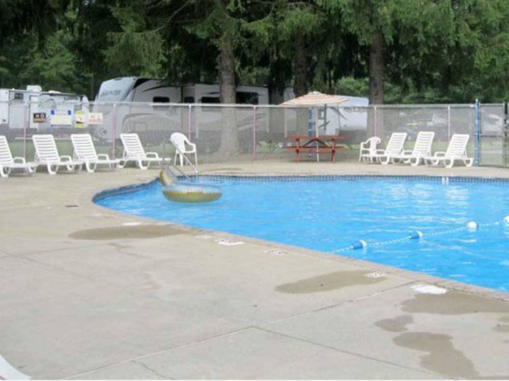 The swimming pool at ATLANTIC BLUEBERRY RV PARK