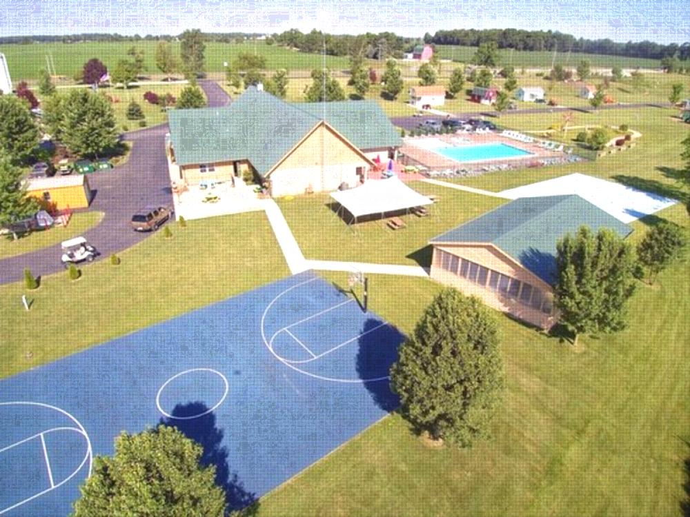 Overhead view of office and basketball court at Alice Springs RV Park & Resort