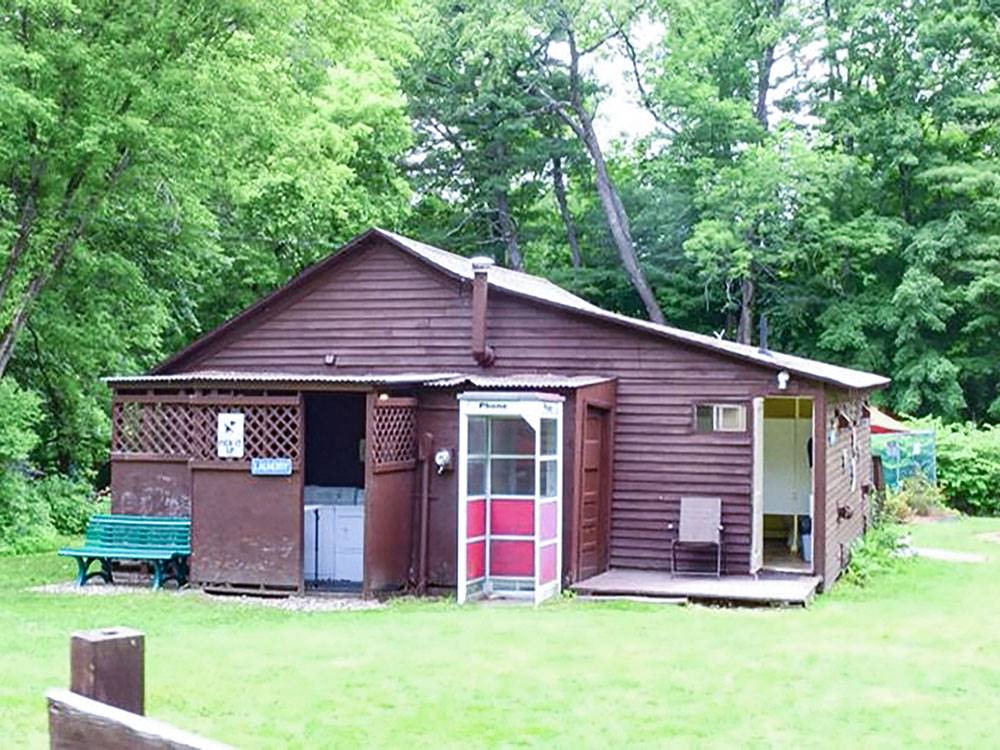 Laundry and restrooms building
