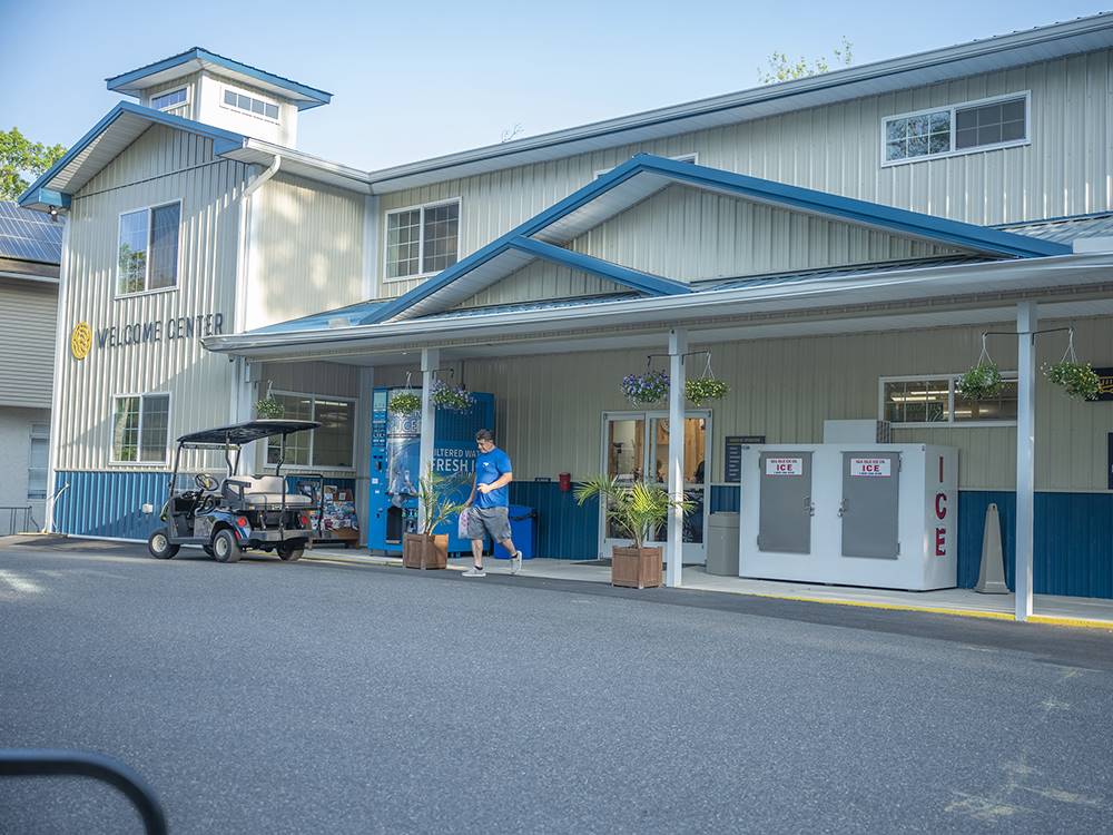 Front of campground store at SUN OUTDOORS CAPE MAY