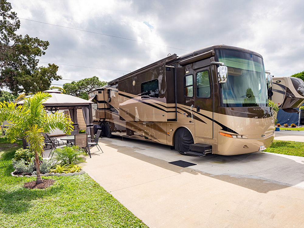 Big rig friendly at Arbor Terrace Sun RV Communities