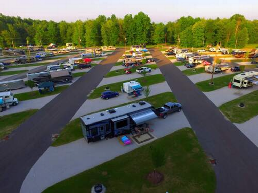 Overview of the park at Sun Retreats Geneva on the Lake