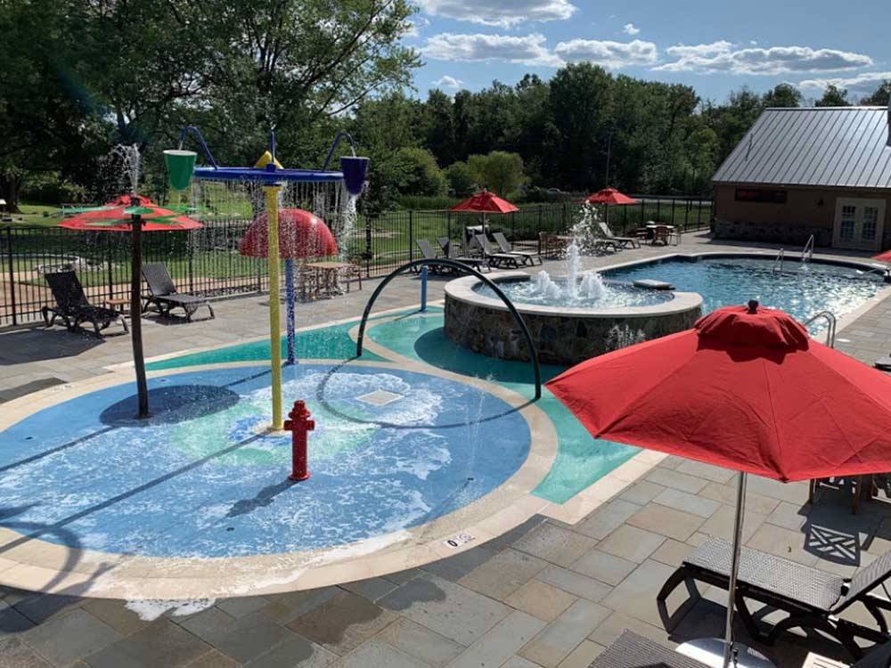 Large deluxe pool for the family at HERSHEY ROAD CAMPGROUND