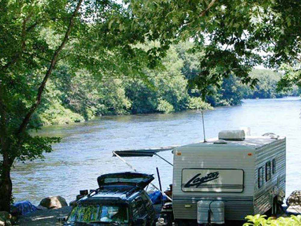 Camping by the river at HIDDEN ACRES FAMILY CAMPGROUND