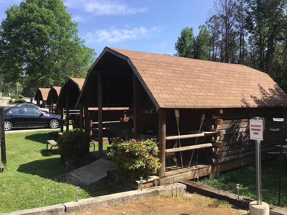 Rental cabin at Atlanta South RV Resort