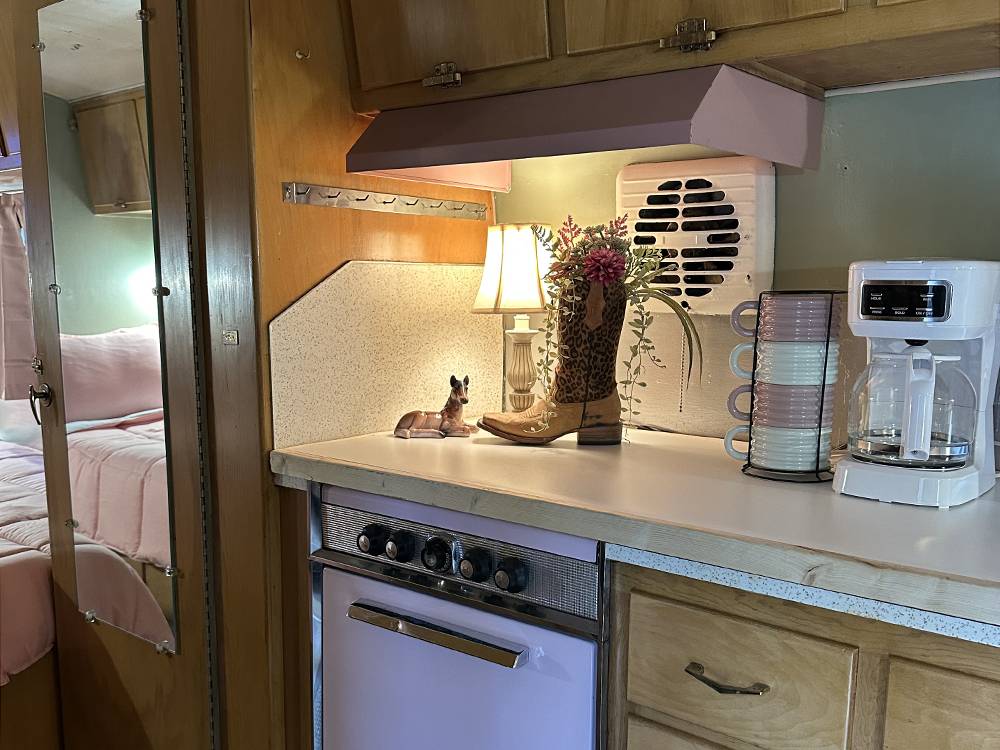 Retro camper kitchenette decor