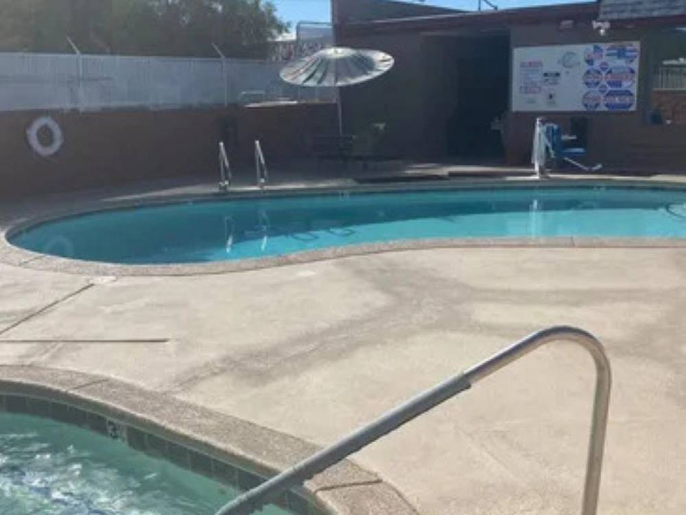 Hot tub by the pool