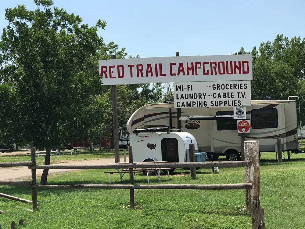 Sign at entrance to RV park at RED TRAIL CAMPGROUND