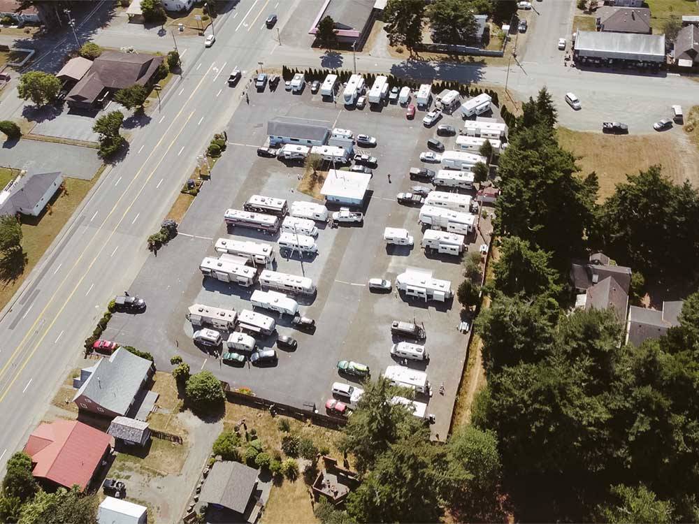 Aerial view of RVs parked onsite at BANDON RV PARK