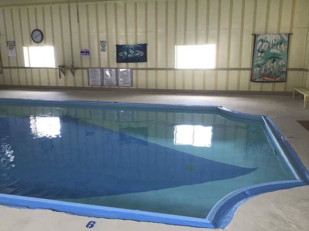 The indoor swimming pool at ALAMO REC-VEH PARK/MHP