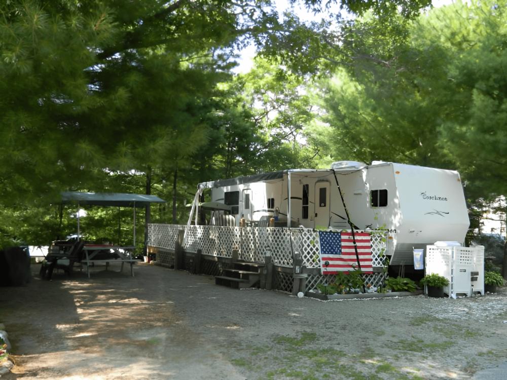 RV parked at site Bay View Campground
