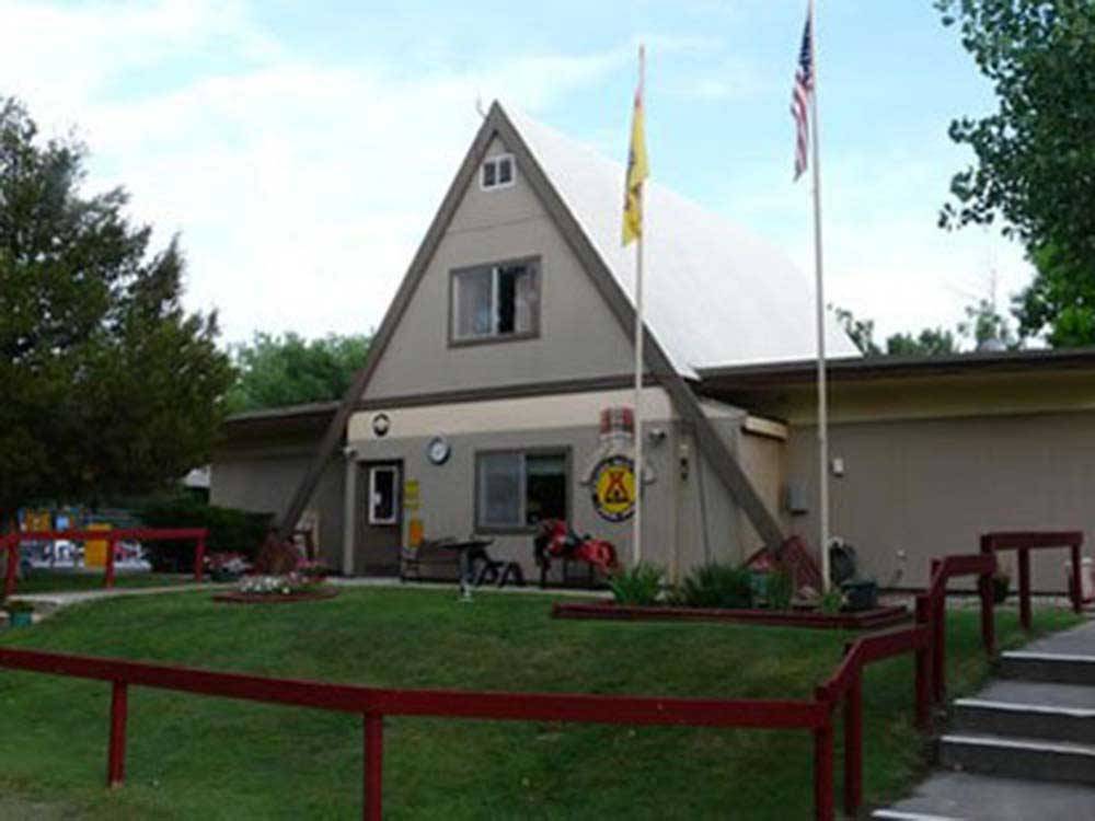 The front of the office building at BADLANDS / WHITE RIVER KOA HOLIDAY