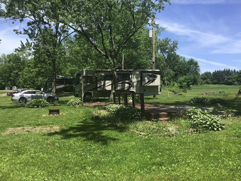 Grass campsite at Cherokee Park Campground