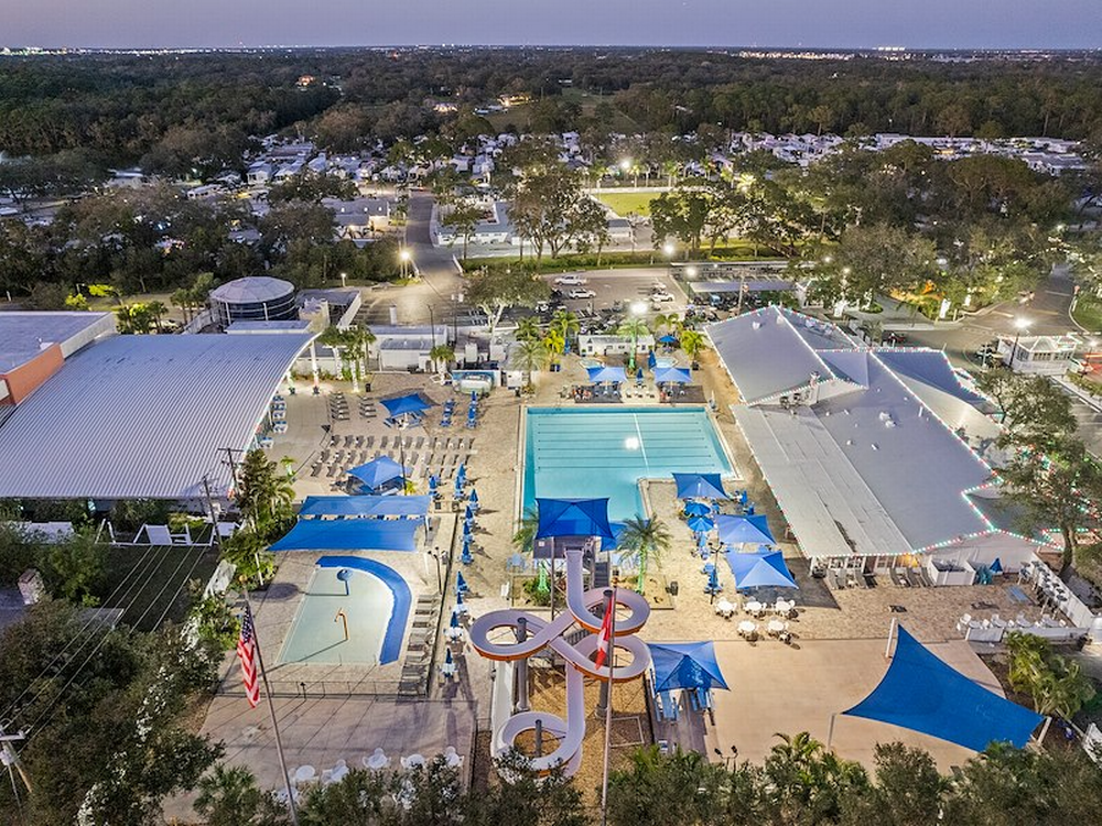 Park overview at Sun Outdoors Sarasota
