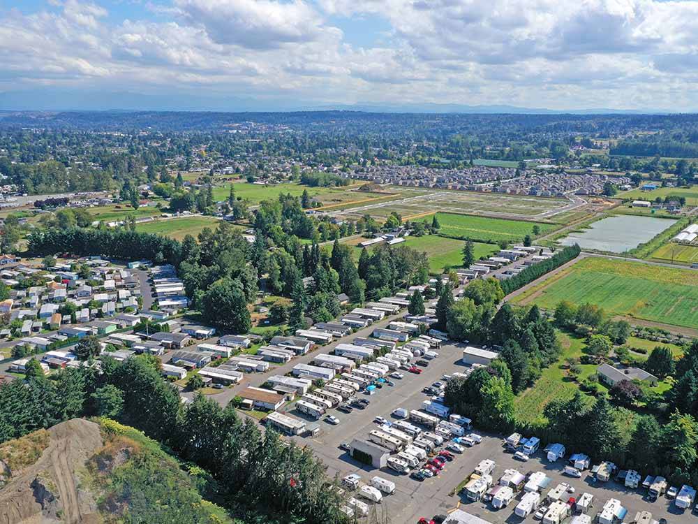 An aerial view of the campsites at MAJESTIC RV PARK