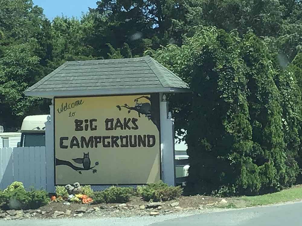 The front entrance sign at BIG OAKS FAMILY CAMPGROUND
