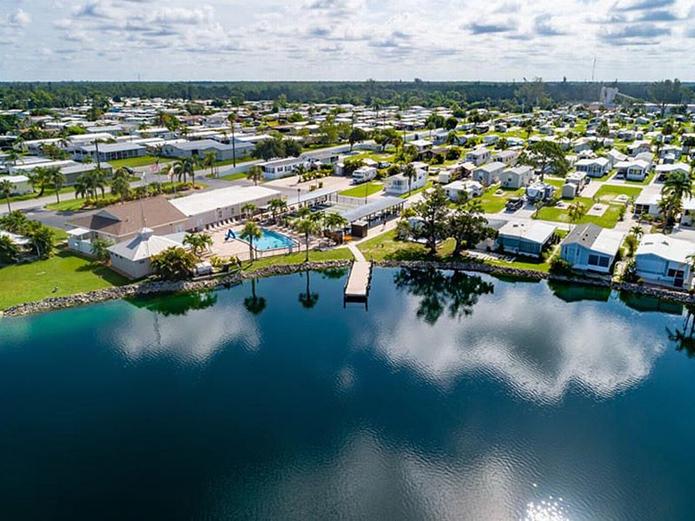 Park overview at Lake San Marino RV Resort