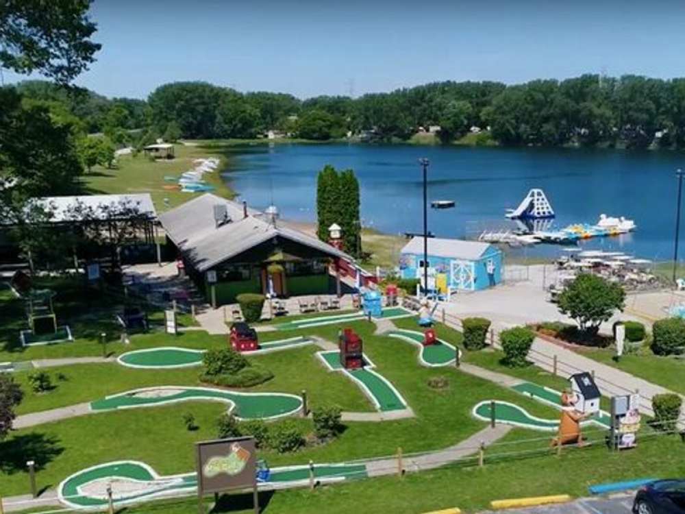 View of park at Lakeshore Camp Resort