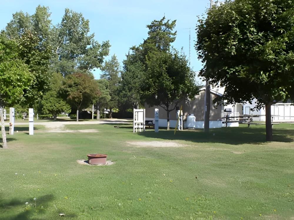 Large grassy RV site