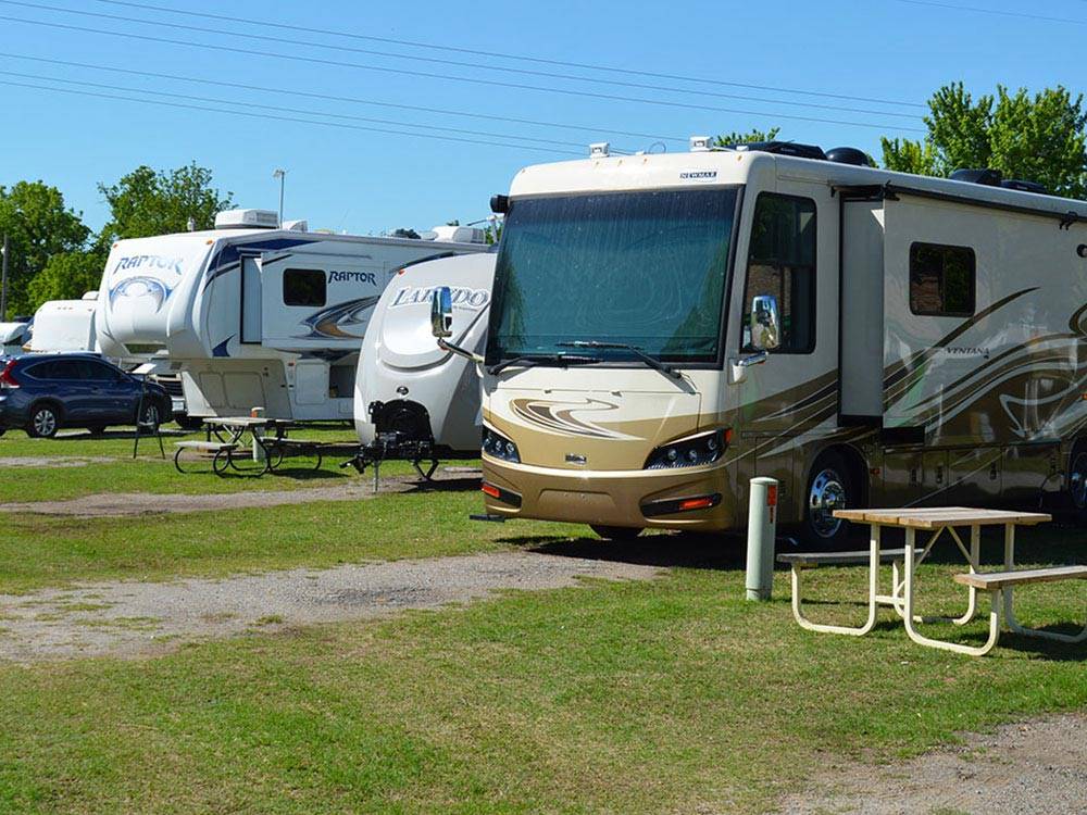 RVs and trailers at campground at COUNCIL ROAD RV PARK