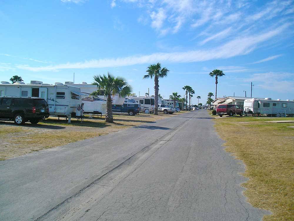 Road leading into campground at ENCORE LAKEWOOD