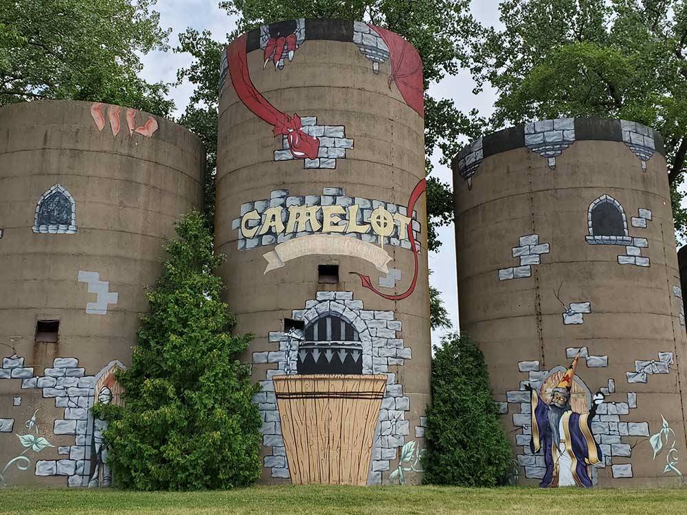 A mural painting on some cylinders at CAMELOT CAMPGROUND QUAD CITIES