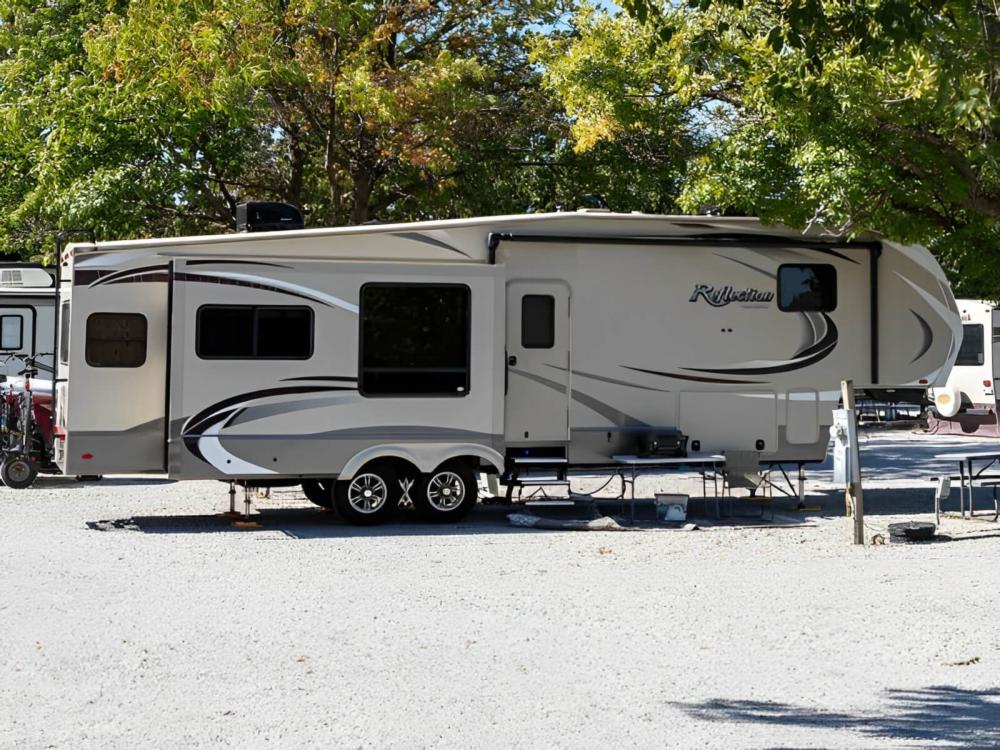Trailer at site Camp The Range