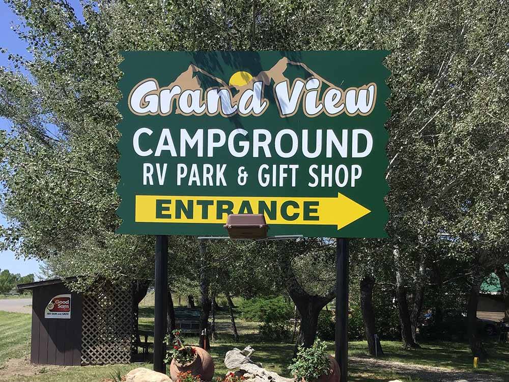 The front entrance sign at GRANDVIEW CAMP  RV PARK