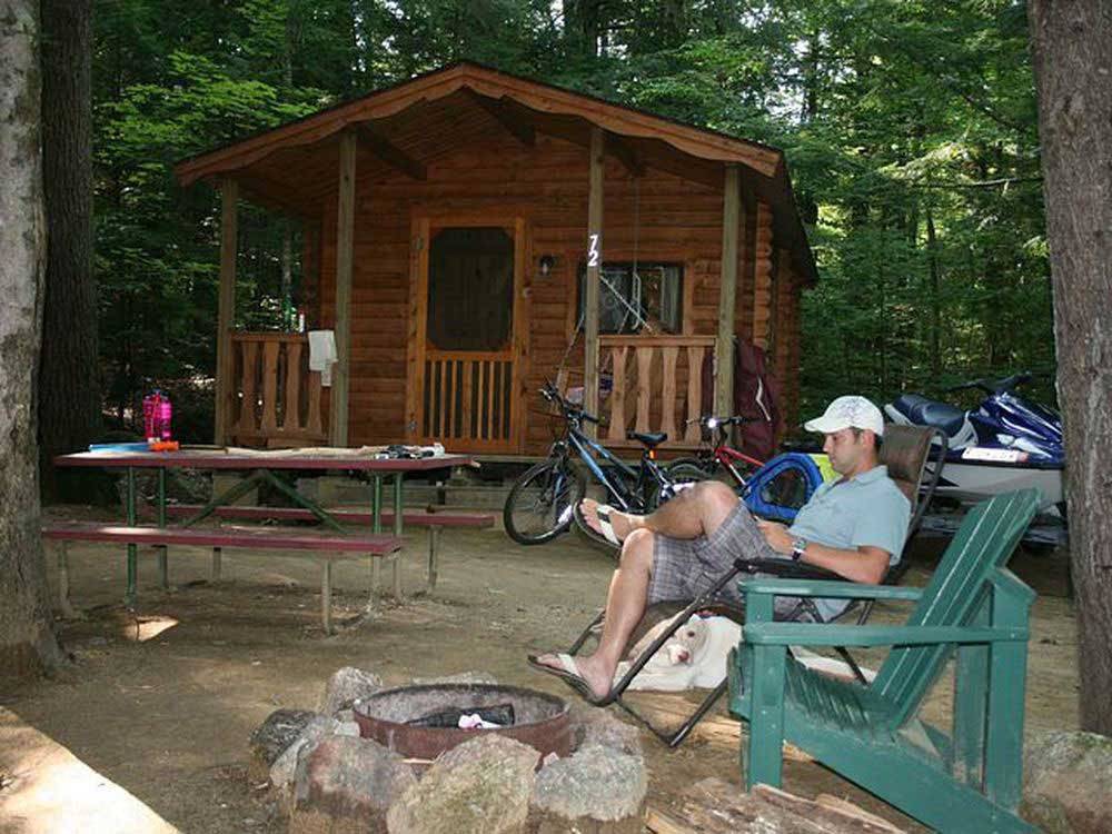 Cabin with deck at TWIN TAMARACK FAMILY CAMPING & RV RESORT