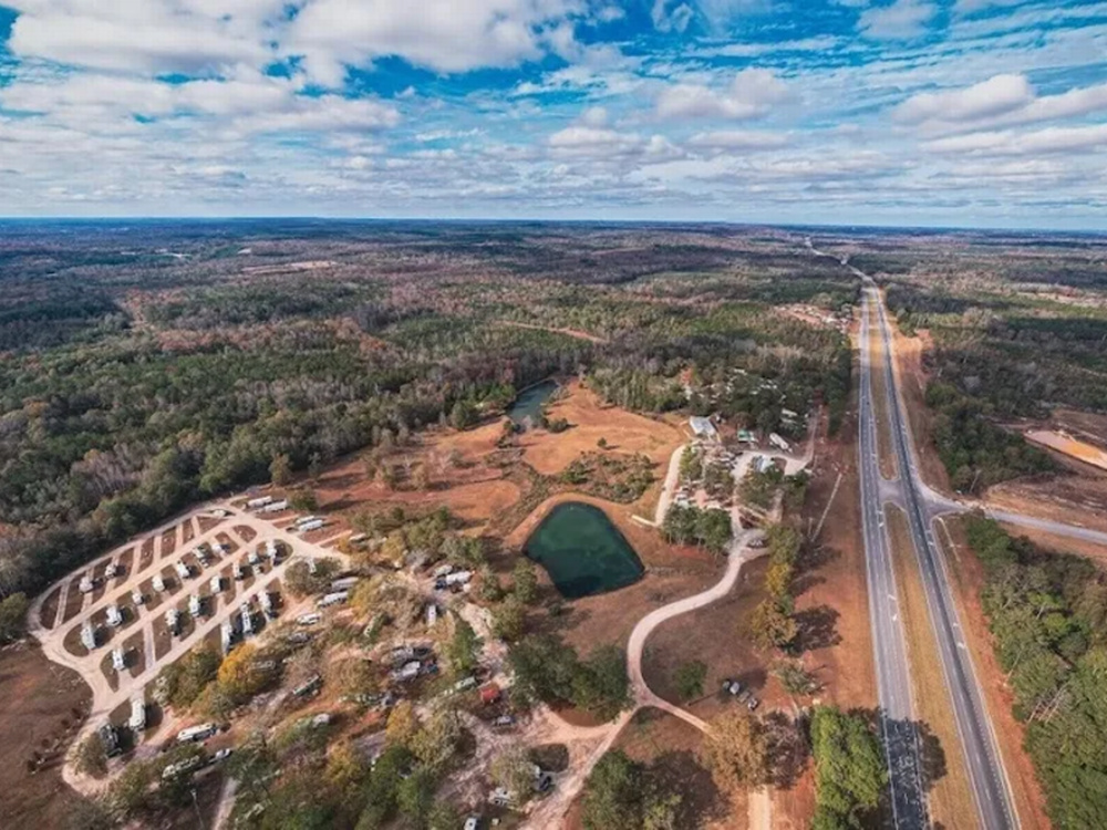 Aerial iew of RVs and woods at Deer Run RC Park