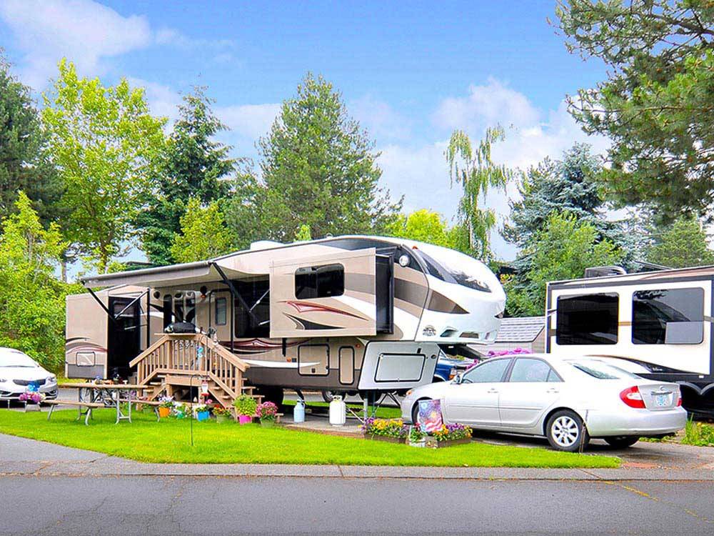 Portland Fairview RV Park  Fairview campgrounds  Good Sam Club