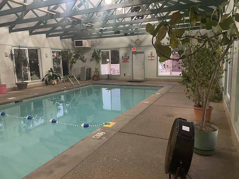 The indoor swimming pool at GULF BREEZE RV RESORT
