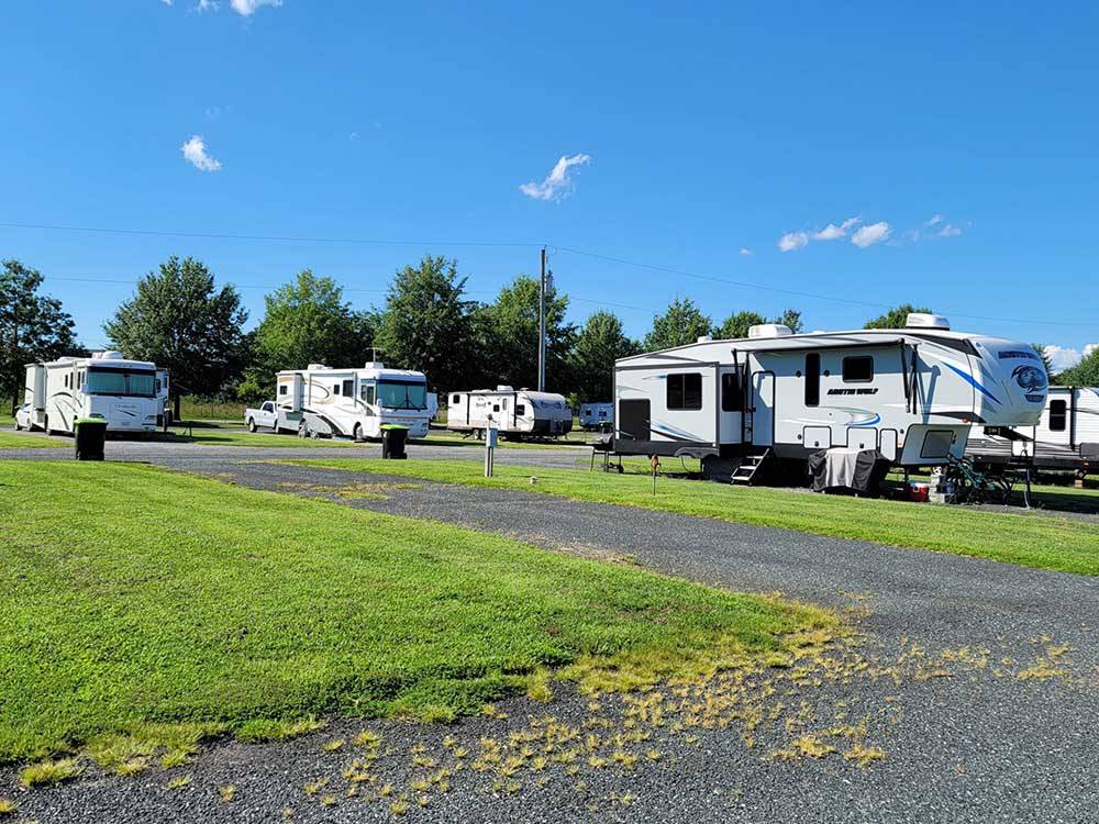 RVs parked in spots on sunny day at PARKVIEW RV PARK