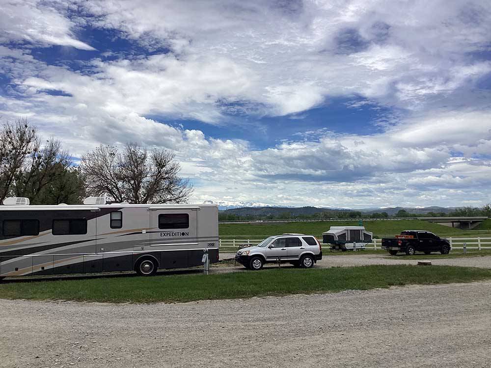 One of the occupied gravel RV sites at MOUNTAIN RANGE RV PARK